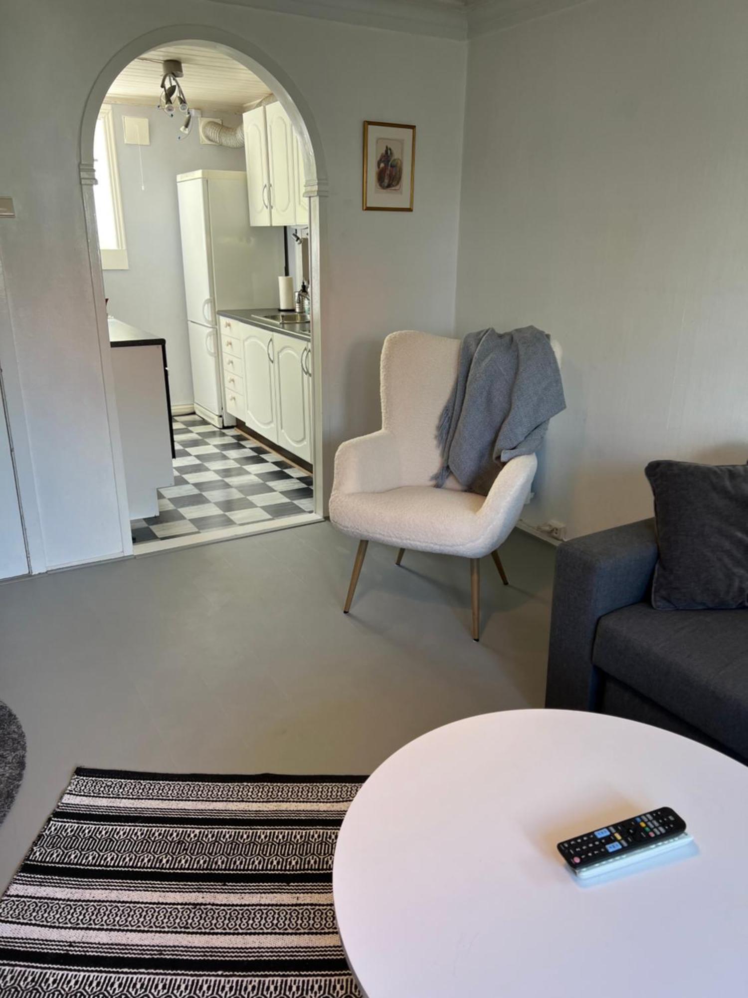 Lite Hus Med Egen Inngang - Sentral Beliggenhet Haugesund Kültér fotó